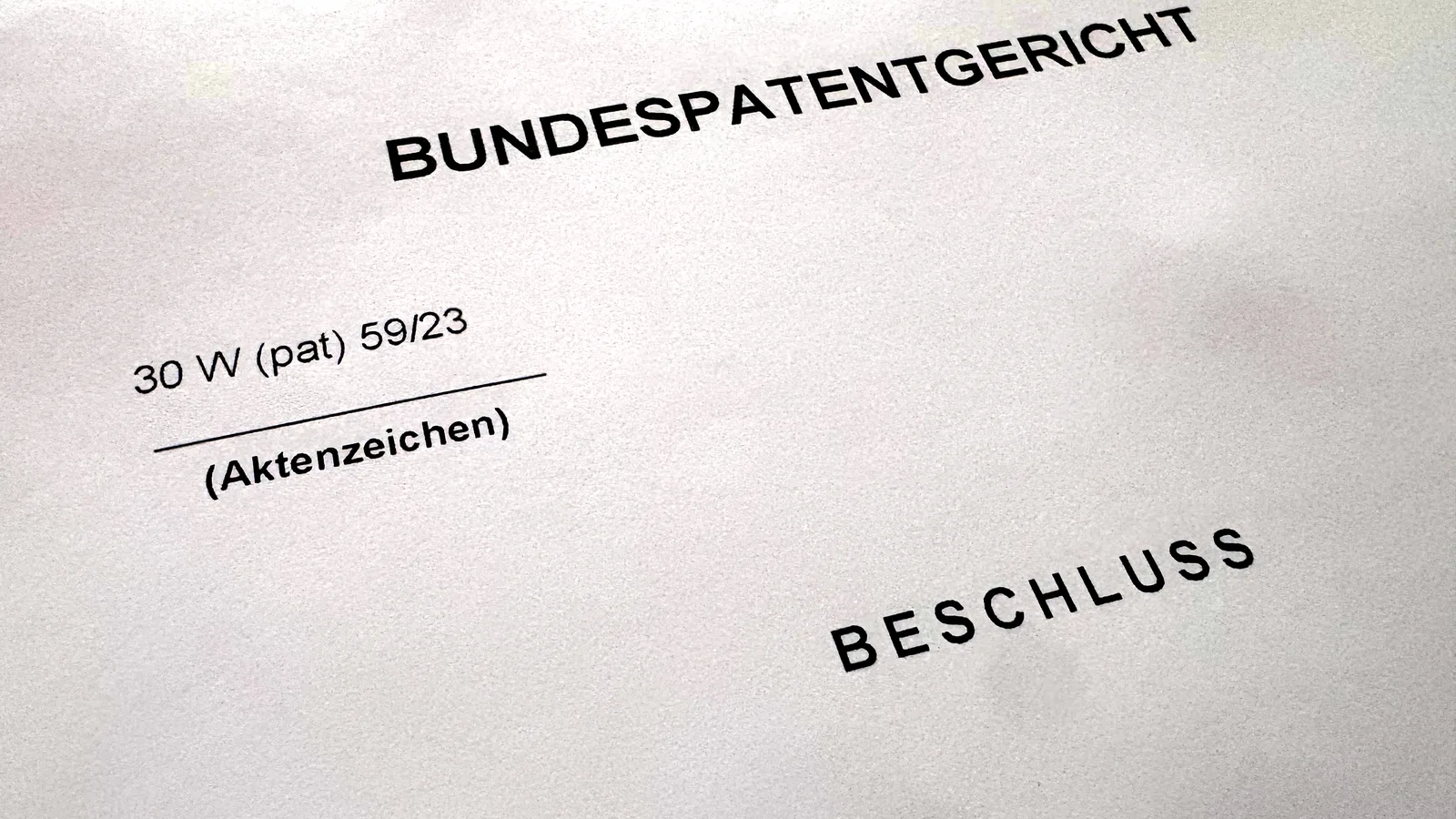 BPatG 30 W (pat) 59/23 – Slopek Rechtsanwälte Deckblatt des Beschlusses des Bundespatentgerichts 30 W (pat) 59/23 zum Schutz eines Unternehmenskennzeichens im Markenrecht